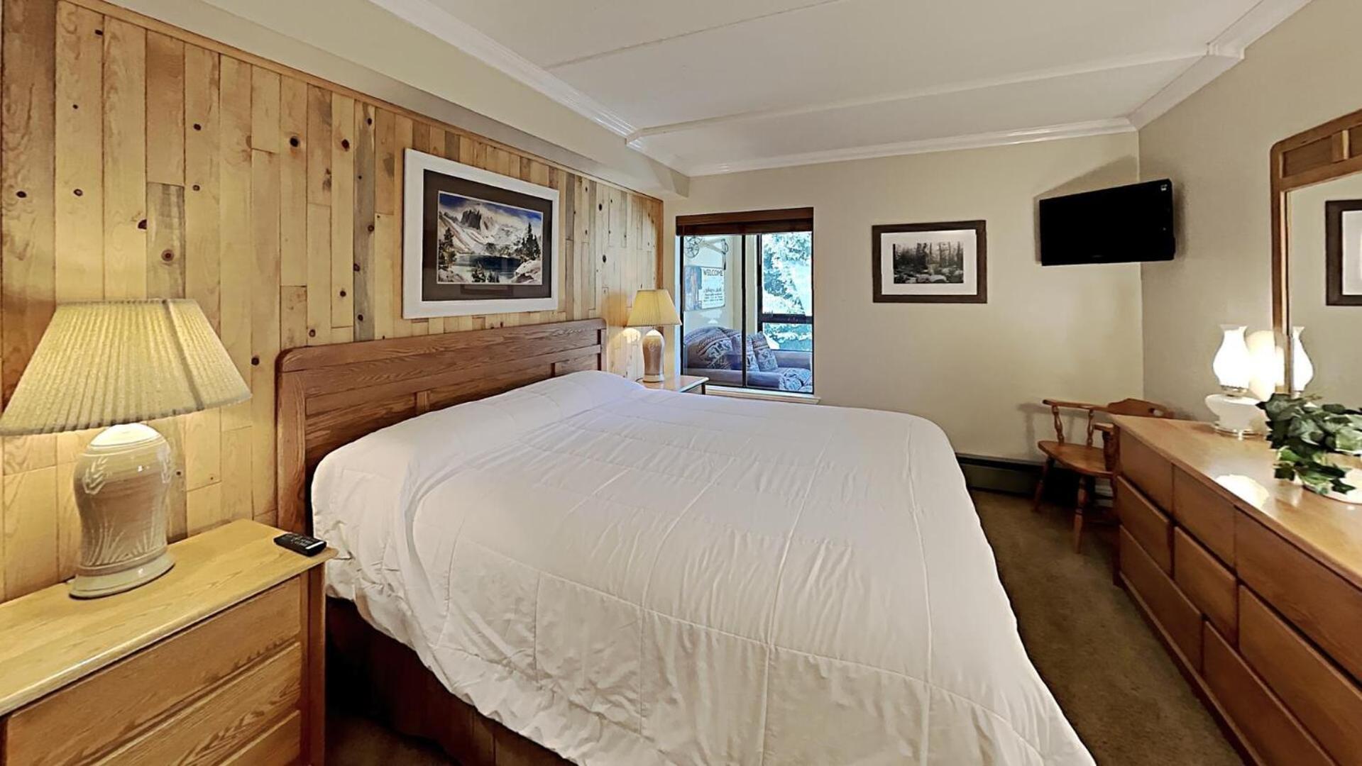 Apartamento 2 Bed 2 Bath Steps Away From Recreation!