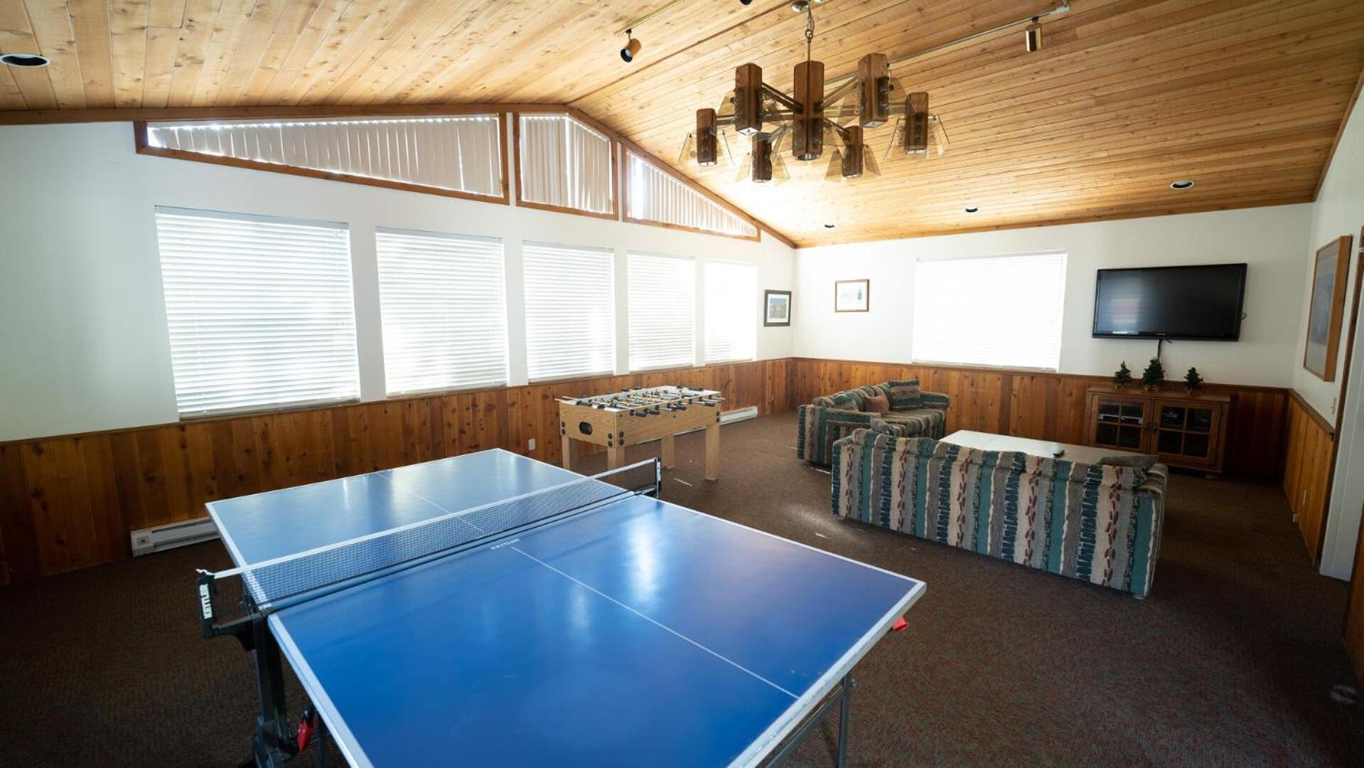 Apartment 2 Bed 2 Bath Steps Away From Recreation! *