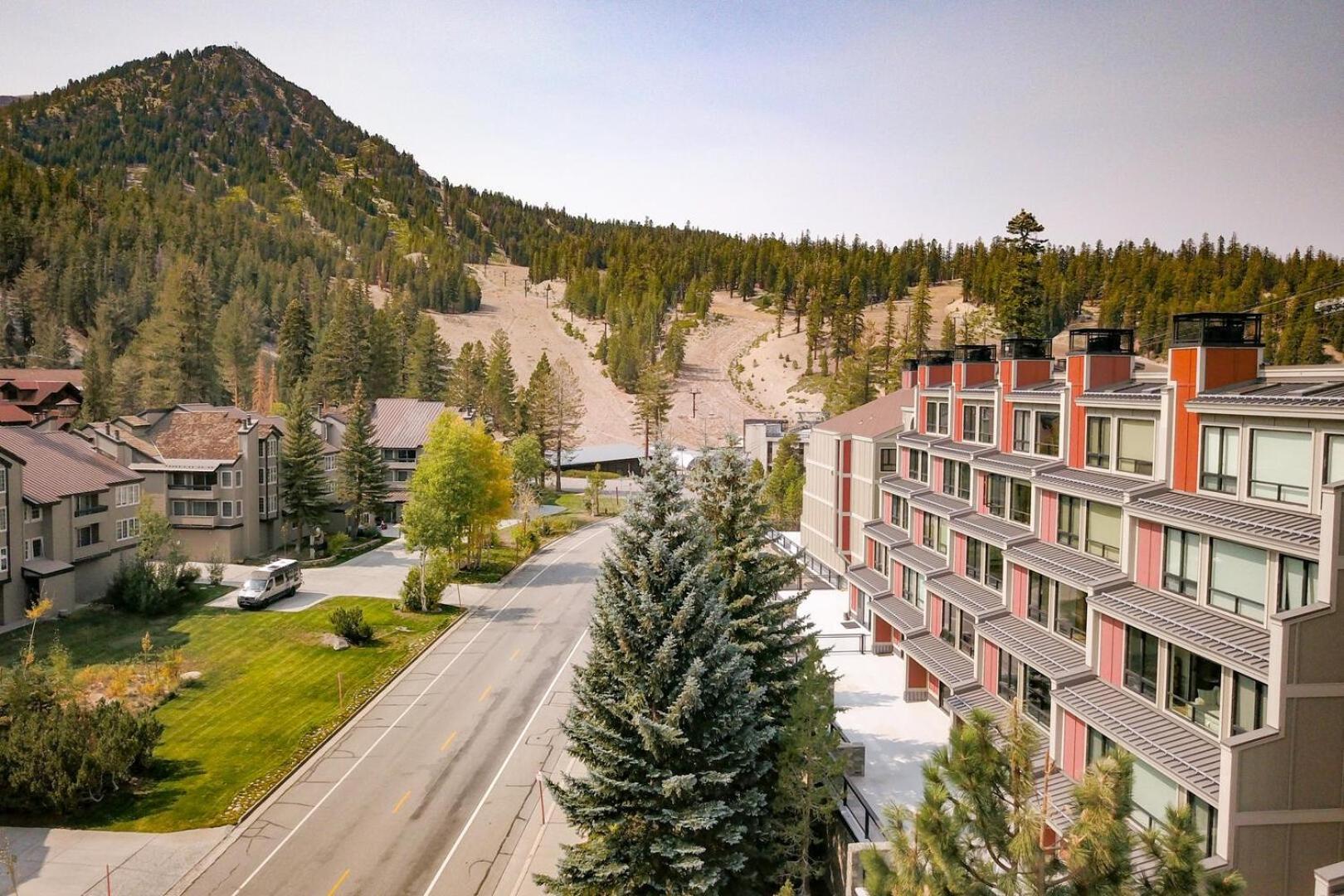 2 Bed 2 Bath Steps Away From Recreation! *
